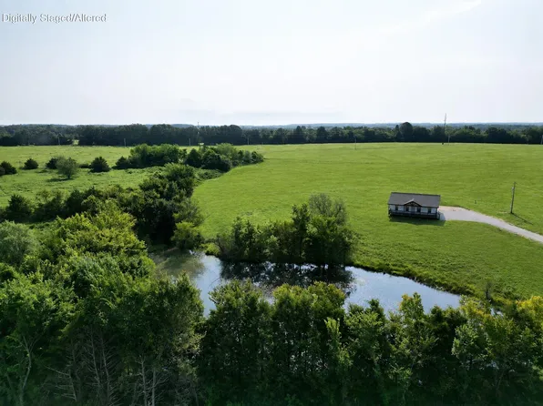 192 S Crossway Road, Marshfield, MO 65706