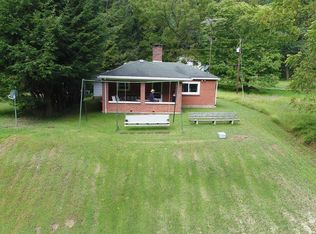 137 Hemlock Rd, Kennerdell, PA 16374