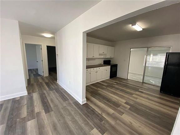2nd image of 2527 NE 191st St #2527