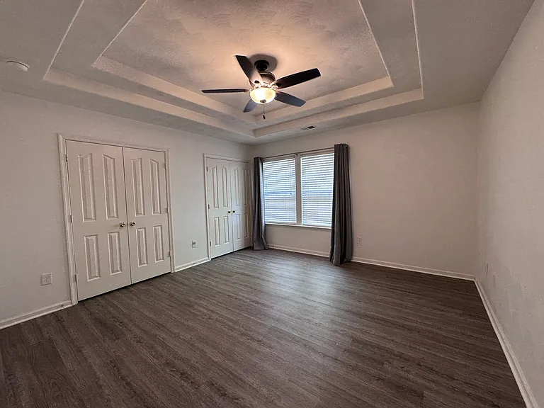 114 Ellis Dr — Photo 5