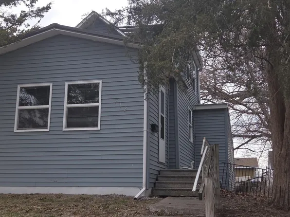 712 Upton Ave, Waterloo, IA 50701