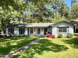 904 Kent Dr, Clinton, MS 39056