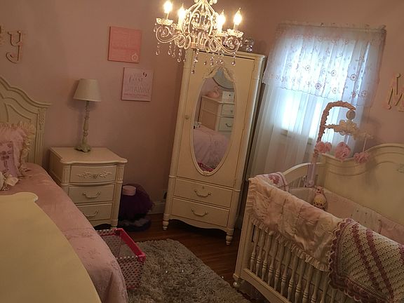 3rd image of 45 Raymond Ave