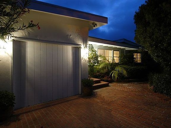 3rd image of 8368 Paseo Del Ocaso