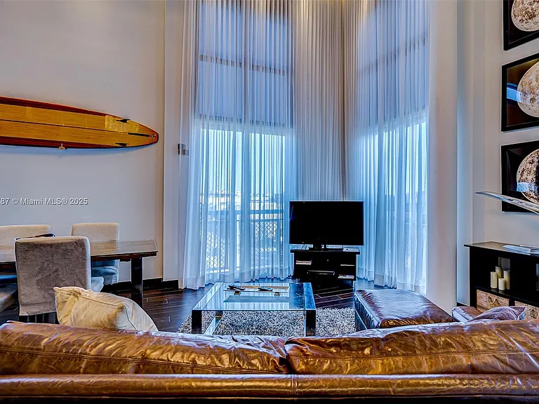 1701 Sunset Harbour Dr #L-507 — Photo 6