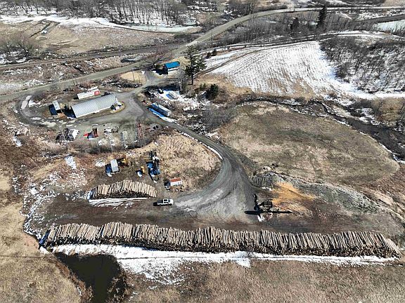 3rd image of 109 River Road