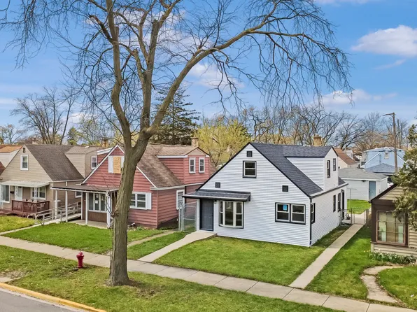 34 47th Ave, Bellwood, IL 60104