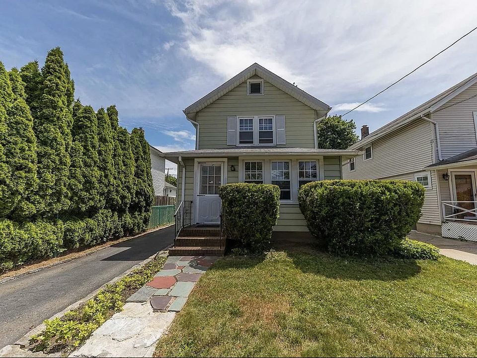 1st image of 148 Bayview Ave