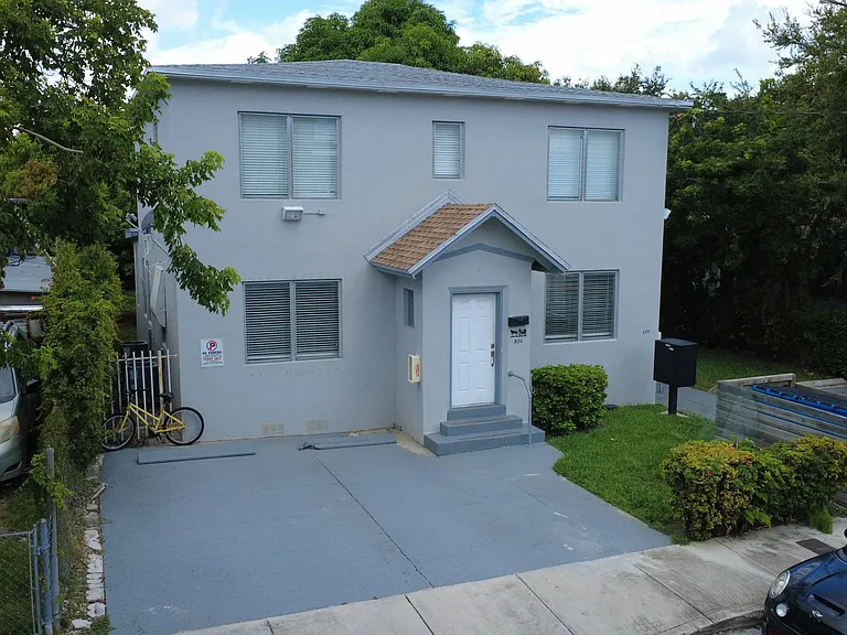 534 SW 6th Ct — Photo 21