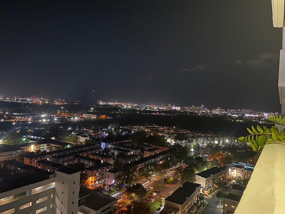 1st image of 576 Avenida Arterial #2608