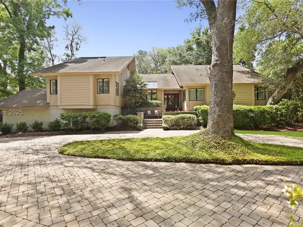 26 Planters Wood Dr, Hilton Head Island, SC 29928
