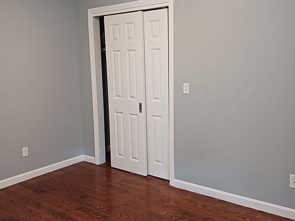 4th image of 202 Hope St APT 3