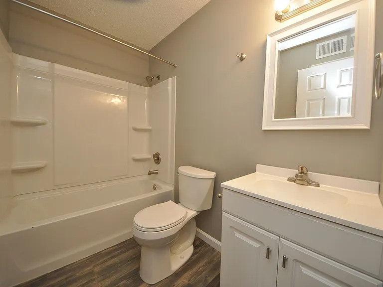 26 Westwood Dr — Photo 13