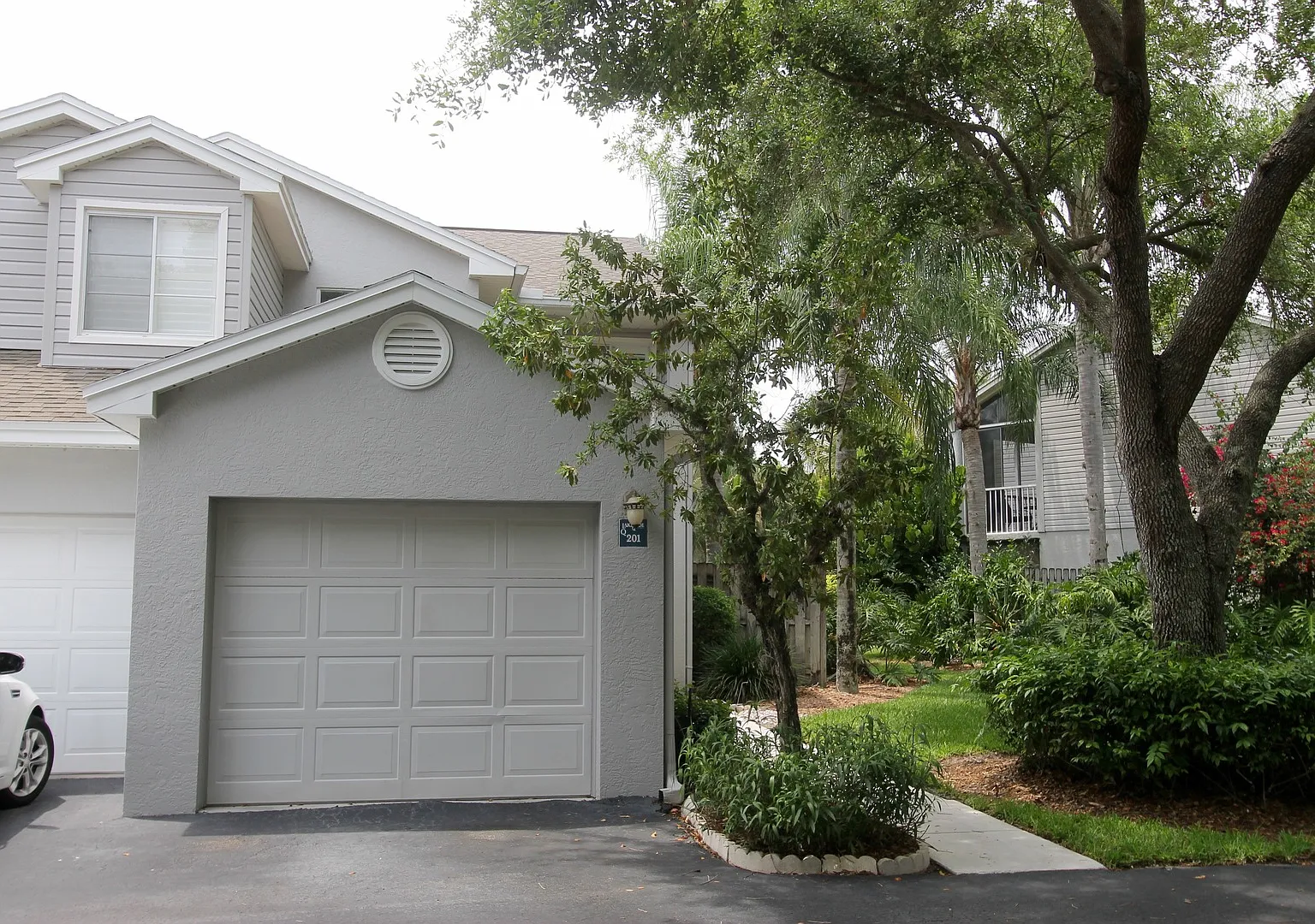**Ask About The Two Weeks Free Perfect Location Lakeside 3 Bed / 2 Bath Condo One Car Garage Nort... — Photo 1