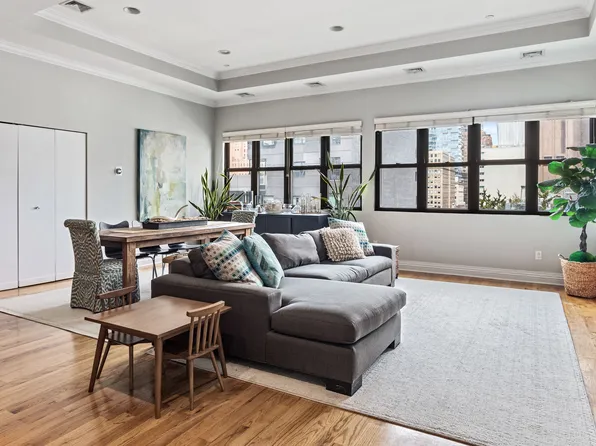 25 Murray Street image 2 of 10
