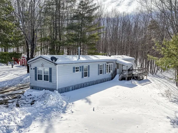 28 Olivia Avenue #28, Oakland, ME 04963