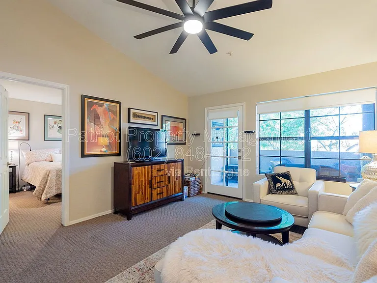 6885 E Cochise Rd #220 — Photo 8