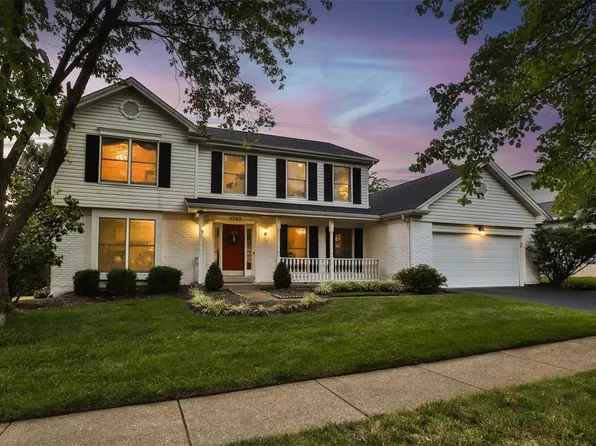 2743 Quail Valley Dr, Chesterfield, MO 63005