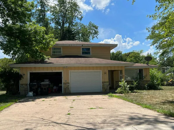 4120 121st Ave NW, Coon Rapids, MN 55433