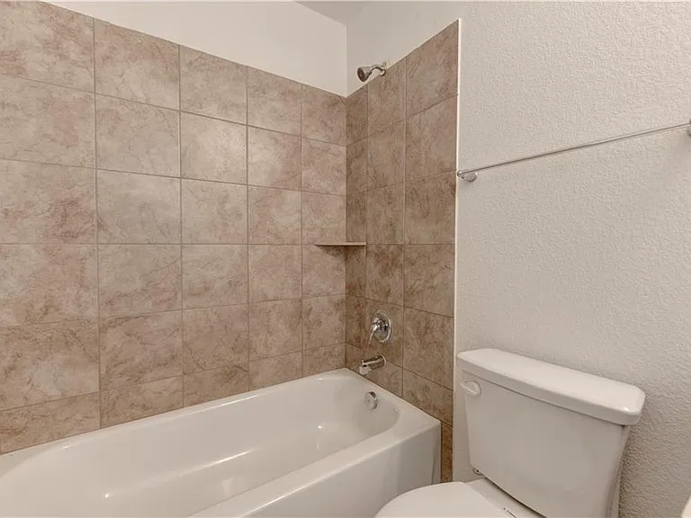 1328 Kneehigh Dr — Photo 18