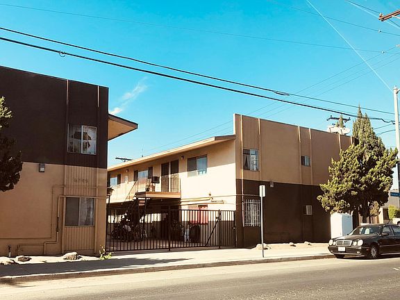 5th image of 6795 N Paramount Blvd #2
