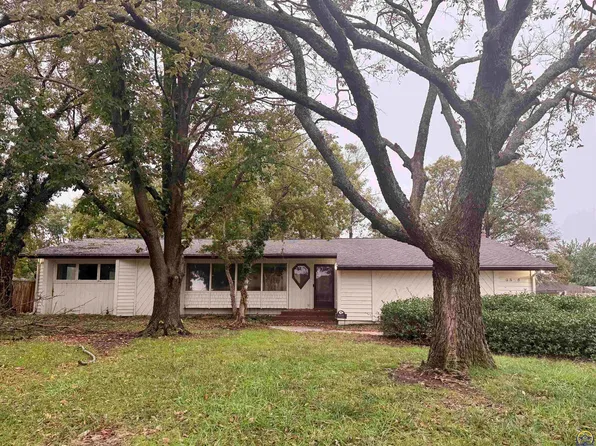 6335 SW 21st Ter, Topeka, KS 66614