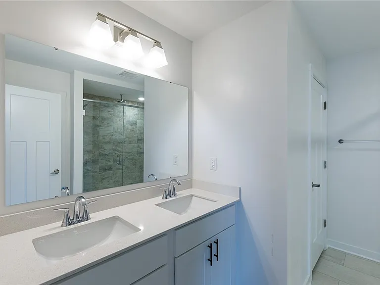 109 Mesa Dr — Photo 15