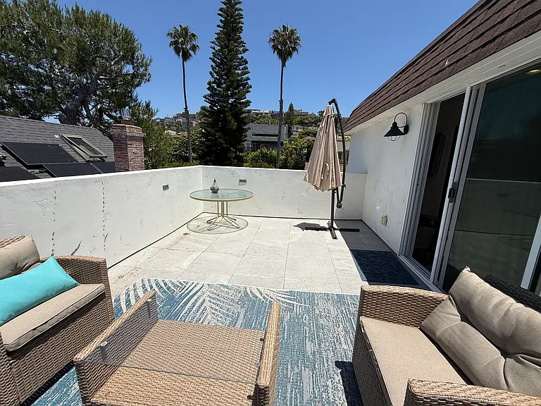 1140 Pearl St — Photo 36
