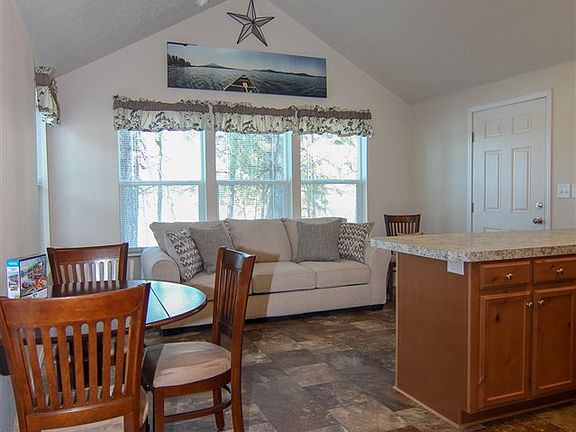 5th image of 40631 Sunset Dr