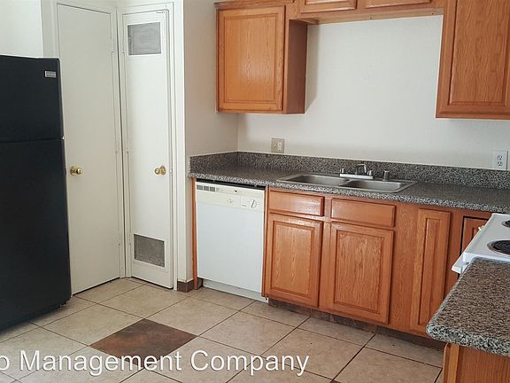 2nd image of 409 S Waverly Ln APT C