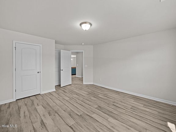 5th image of 2390 Mcnair Road