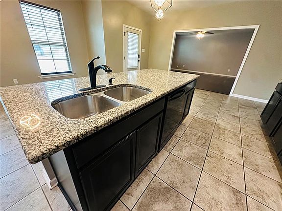 5th image of 80 Boutte Estates Dr