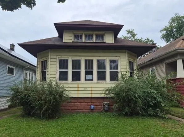 12135 S Princeton Ave, Chicago, IL 60628