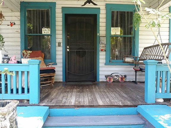 2nd image of 906 E Shadowlawn Ave