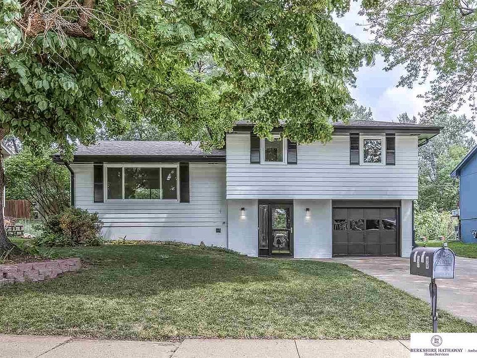 1st image of 9318 Laurel Ave