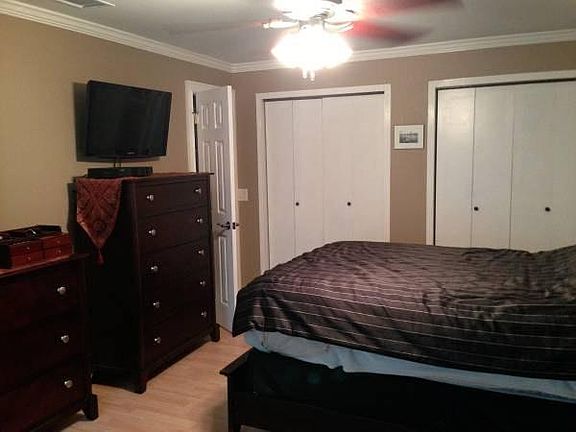 Bedrooom #1