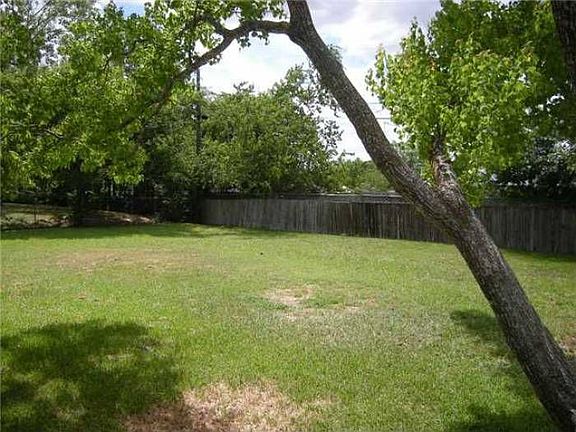 Awesome yard!!