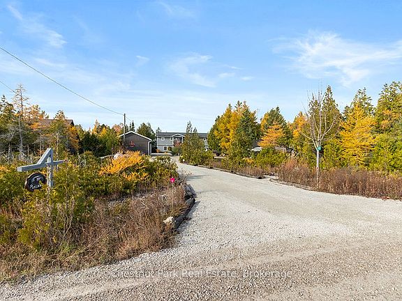 4th image of 45 Pedwell Dr