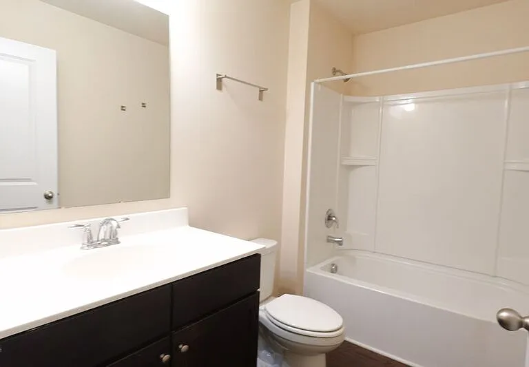 44 Hawkhorn Ct — Photo 12
