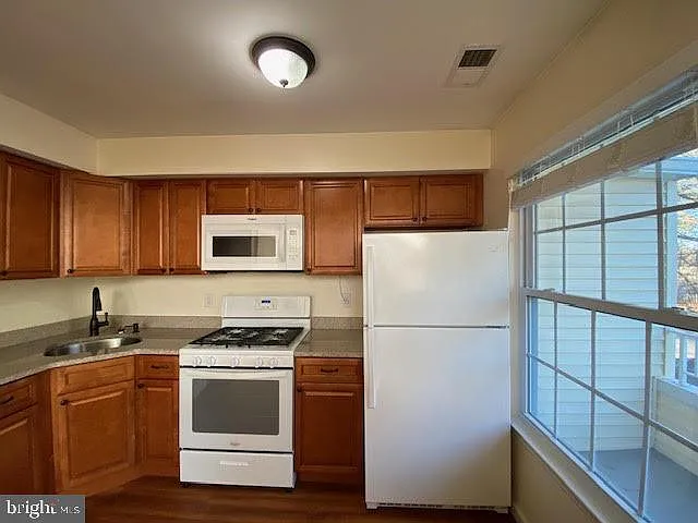 46 Powell Ct — Photo 16