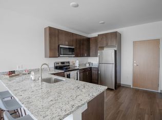 Riley, Minneapolis, MN 55423