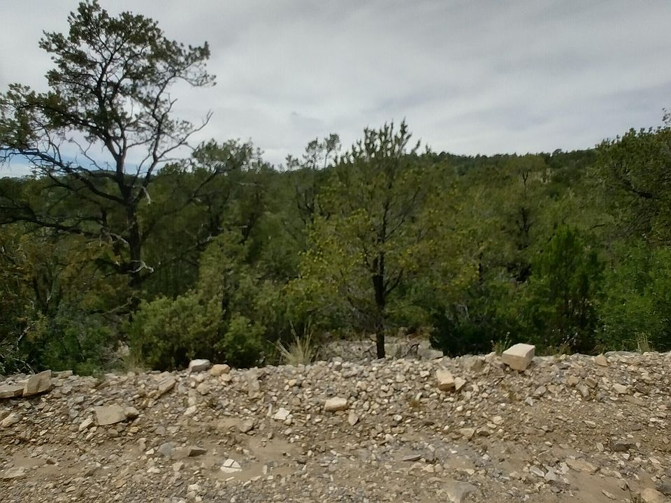 1st image of 60 Canyon Rd