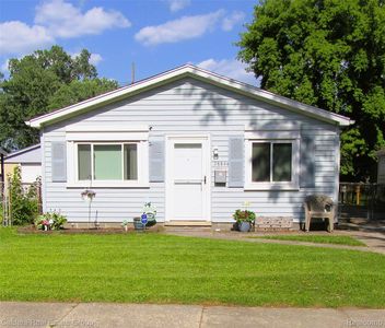 26644 Rialto St, Madison Heights, MI, 48071
