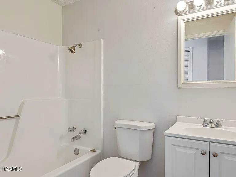 1318 Lee Ave #A-1 — Photo 16