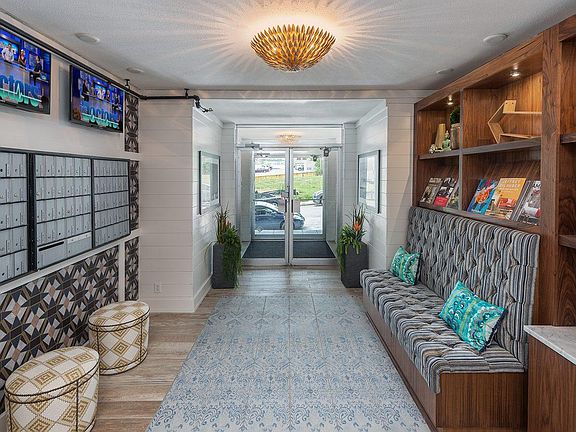 Lobby floor Entrance