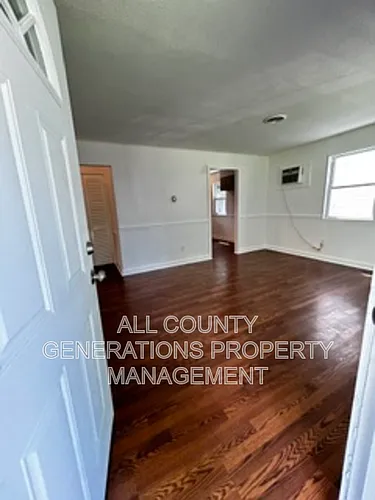 165 Bellfield Ave Photo 1
