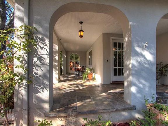 3rd image of 20253 La Paloma Ave