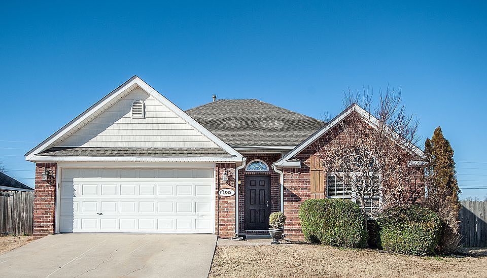 1st image of 1543 N Shetland Dr