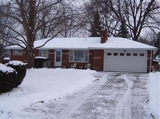 3625 Polley Dr, Youngstown, OH 44515