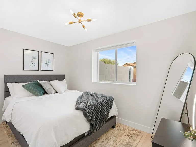 1562 E Peoria Ave #3 — Photo 15